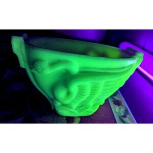Vintage Art Deco 1930s Milk Glass Macbeth-Evans Swan Bowl UV Reactive EAPG